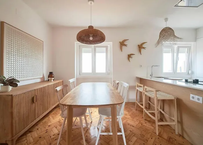 Beato Tagus River View דירה